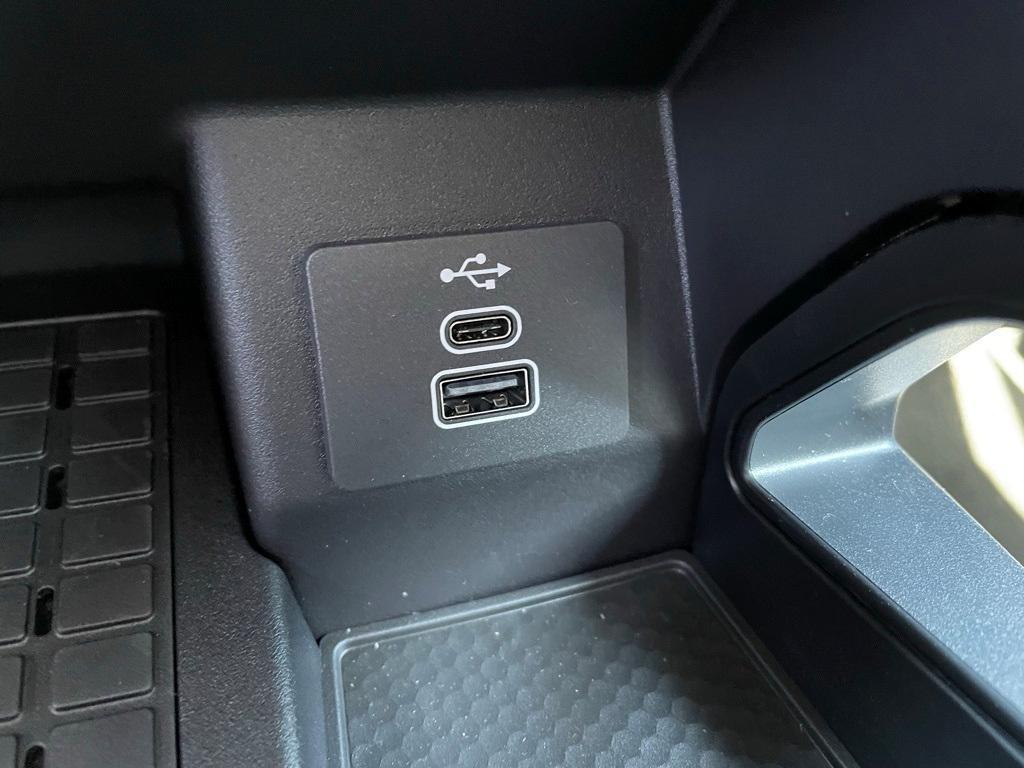 new 2025 Ford Ranger car, priced at $39,372