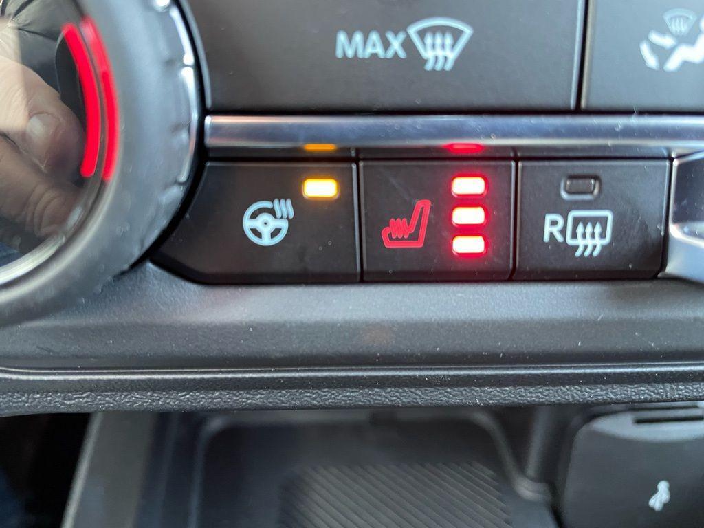 new 2025 Ford Bronco car, priced at $54,060