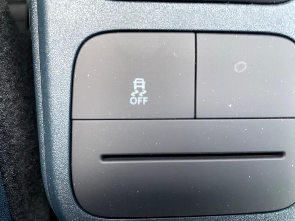 new 2025 Ford Maverick car, priced at $31,650