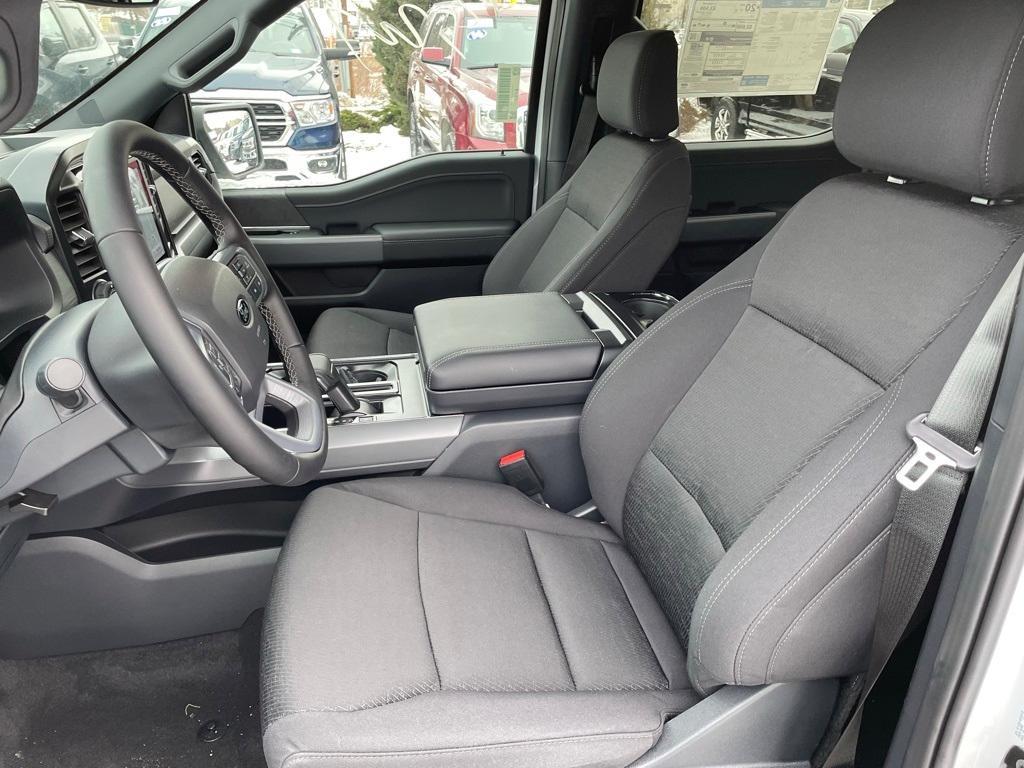 new 2025 Ford F-150 car, priced at $54,379