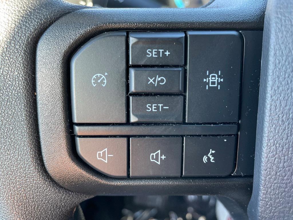 new 2025 Ford F-150 car, priced at $44,940