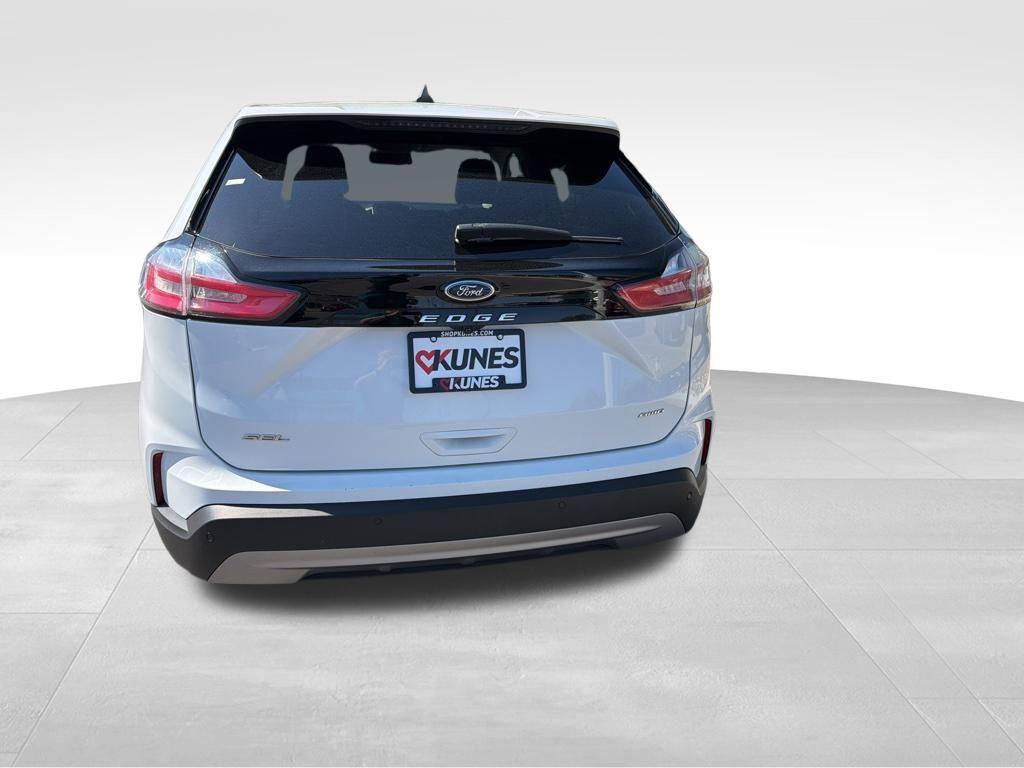 used 2024 Ford Edge car, priced at $28,912