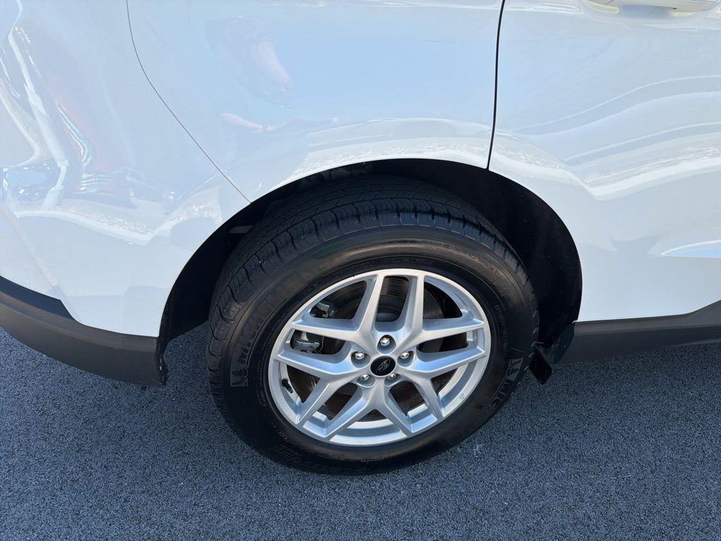 used 2024 Ford Edge car, priced at $28,912