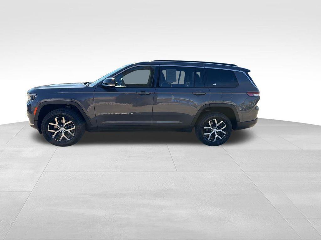 used 2024 Jeep Grand Cherokee L car, priced at $32,312