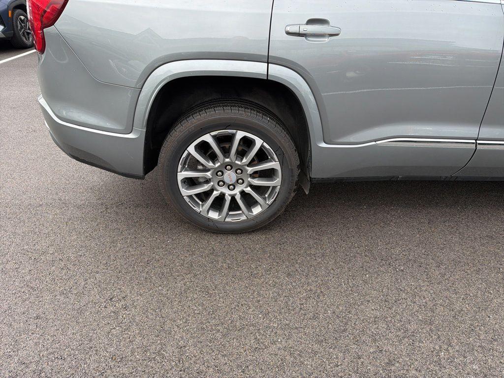 used 2023 GMC Acadia car, priced at $33,200