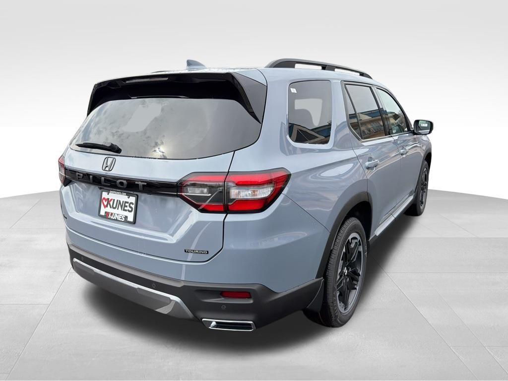 new 2026 Honda Pilot car, priced at $54,657
