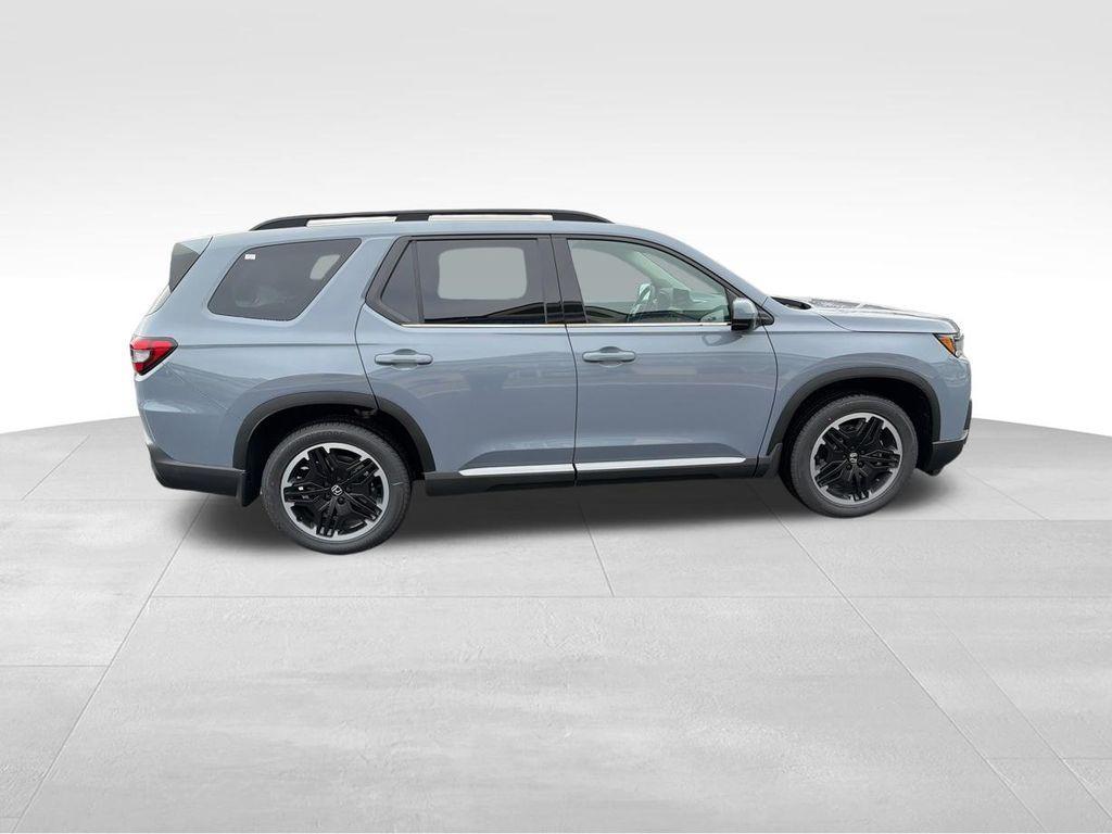 new 2026 Honda Pilot car, priced at $54,657