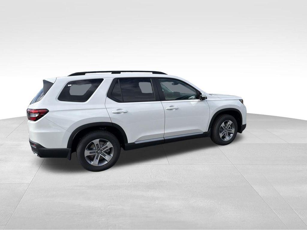 new 2026 Honda Pilot car, priced at $49,157