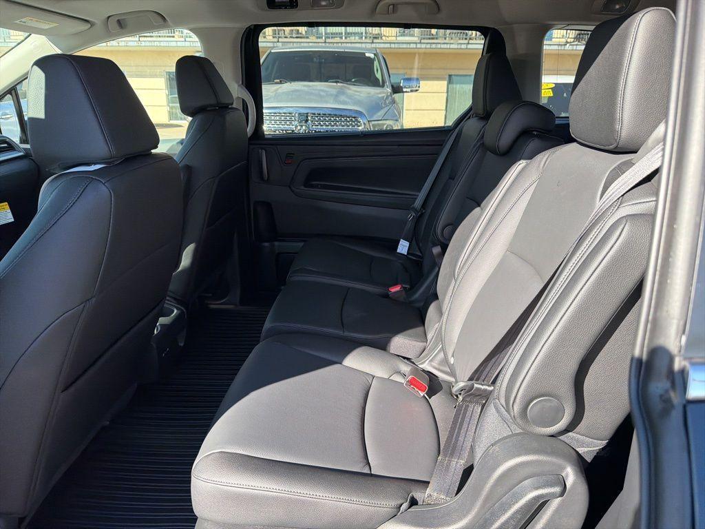 new 2026 Honda Odyssey car, priced at $44,567