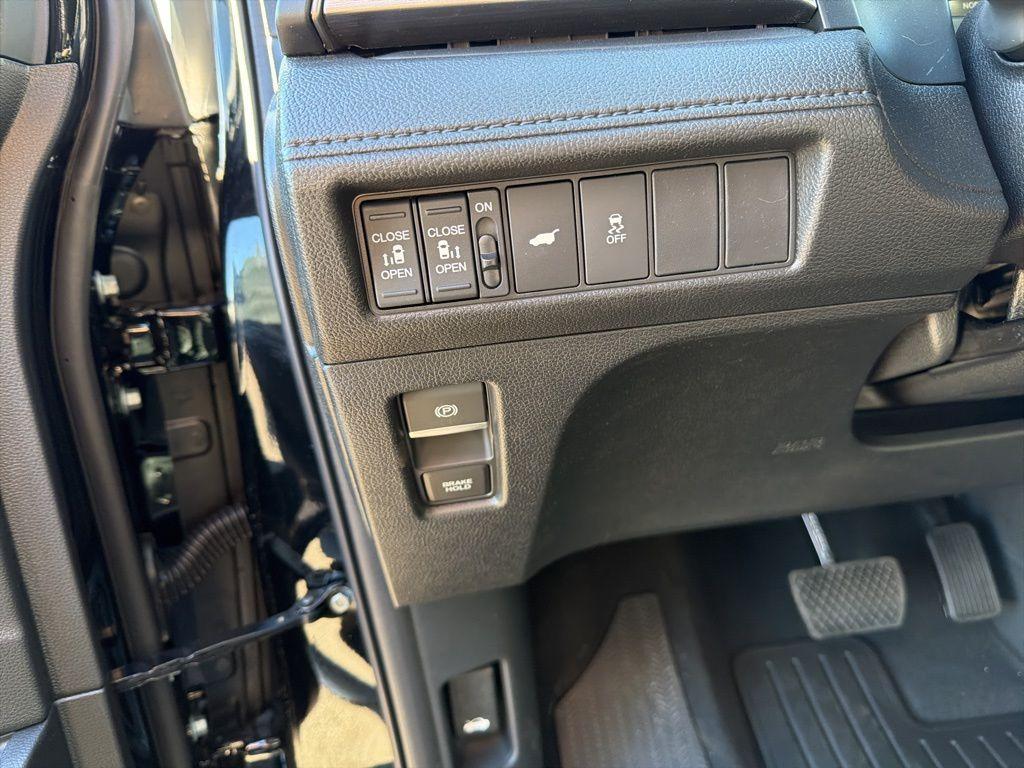 new 2026 Honda Odyssey car, priced at $44,567
