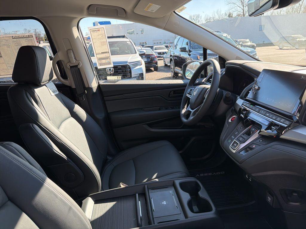 new 2026 Honda Odyssey car, priced at $44,567