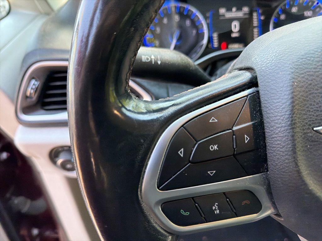 used 2019 Chrysler Pacifica car, priced at $11,192