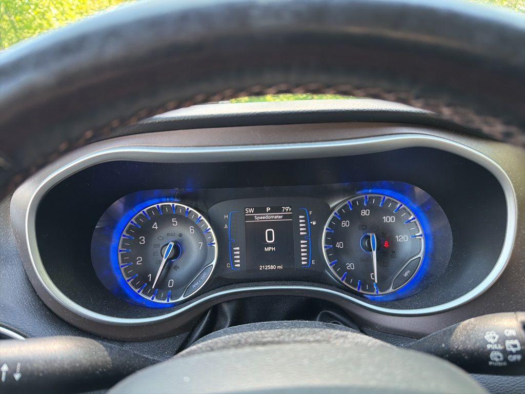 used 2019 Chrysler Pacifica car, priced at $11,192
