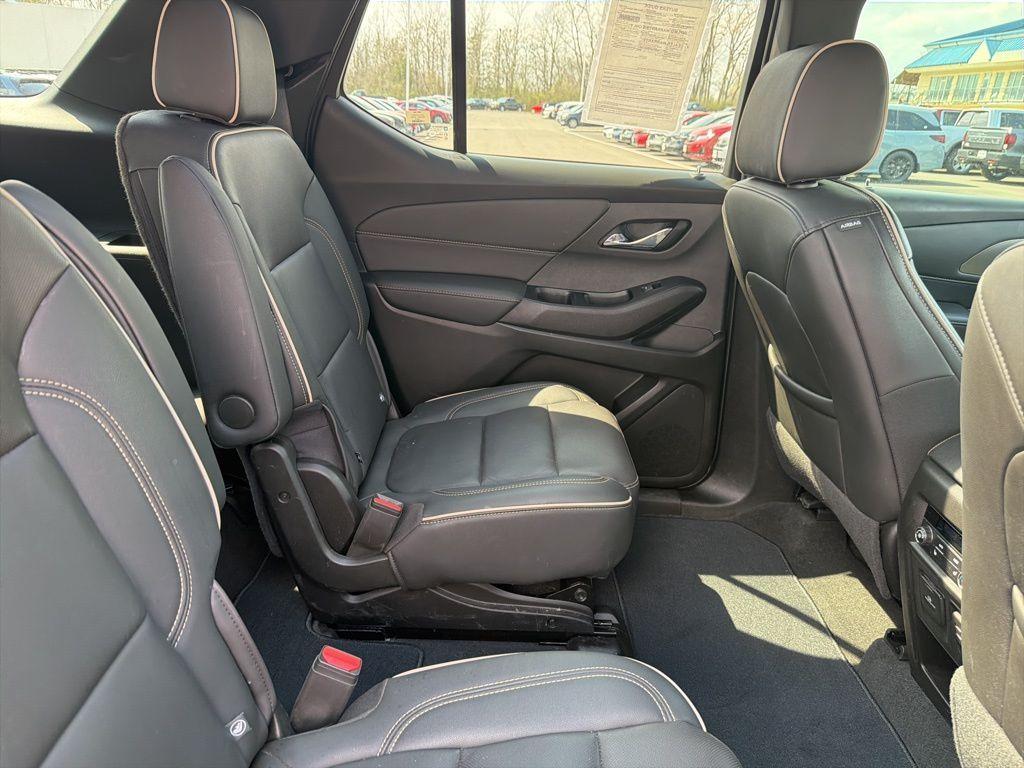 used 2023 Chevrolet Traverse car, priced at $35,411