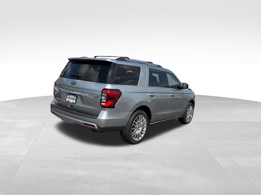 used 2024 Ford Expedition car, priced at $44,403