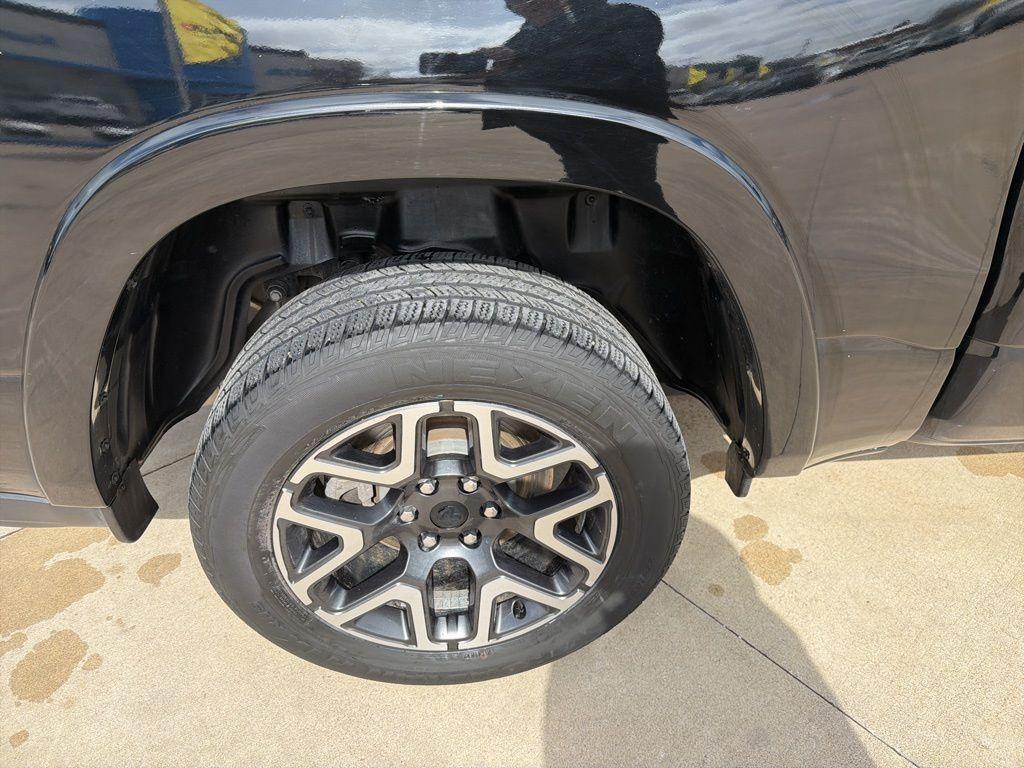 used 2025 Ram 1500 car, priced at $43,412