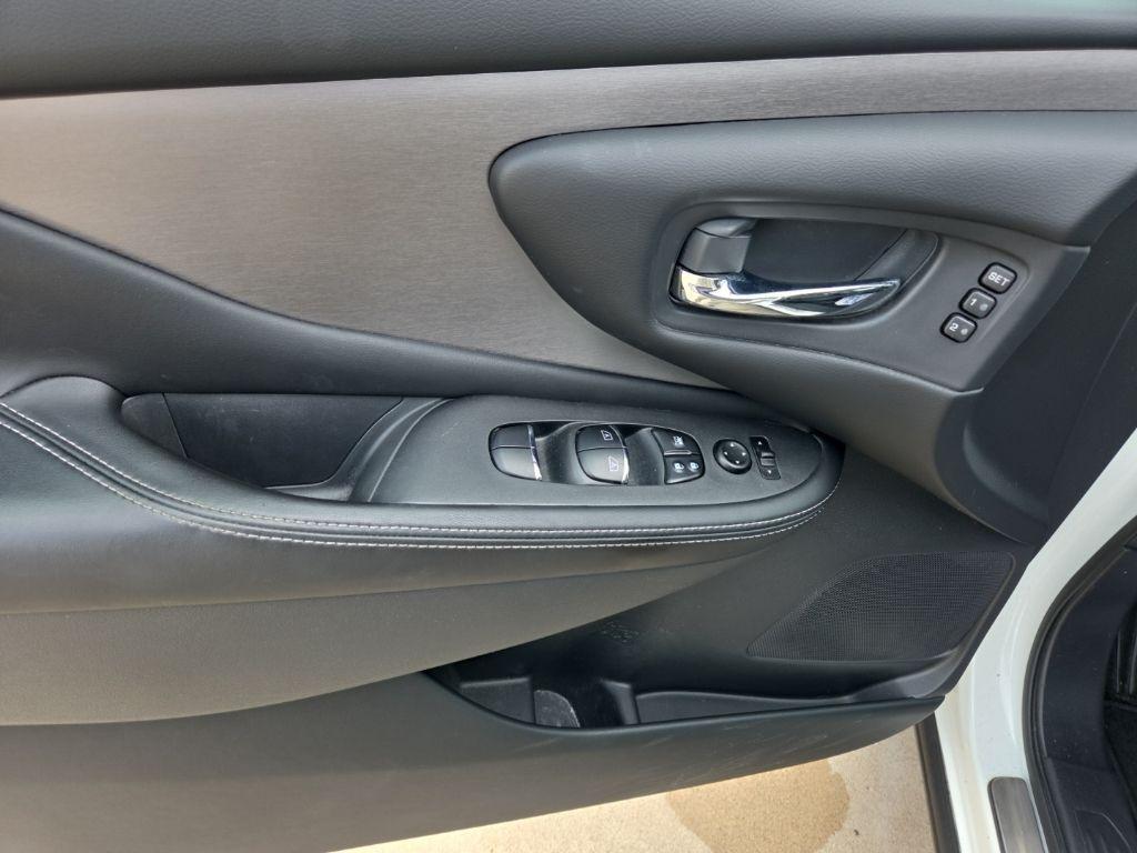 used 2023 Nissan Murano car, priced at $28,412