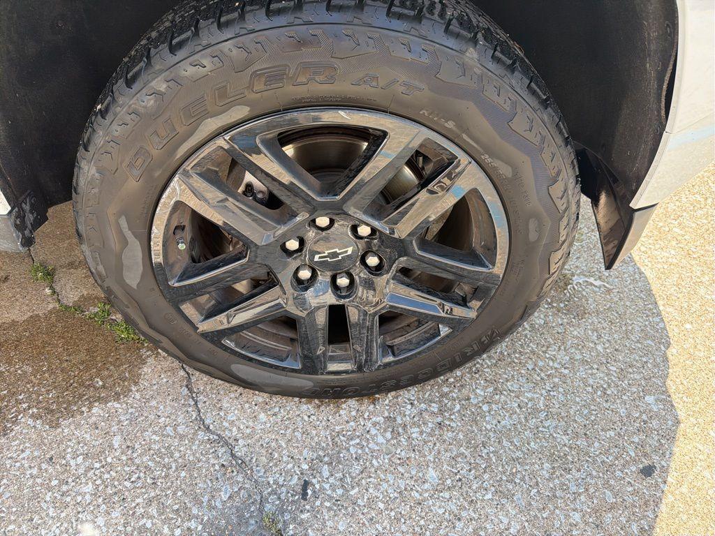 used 2025 Chevrolet Colorado car, priced at $39,179