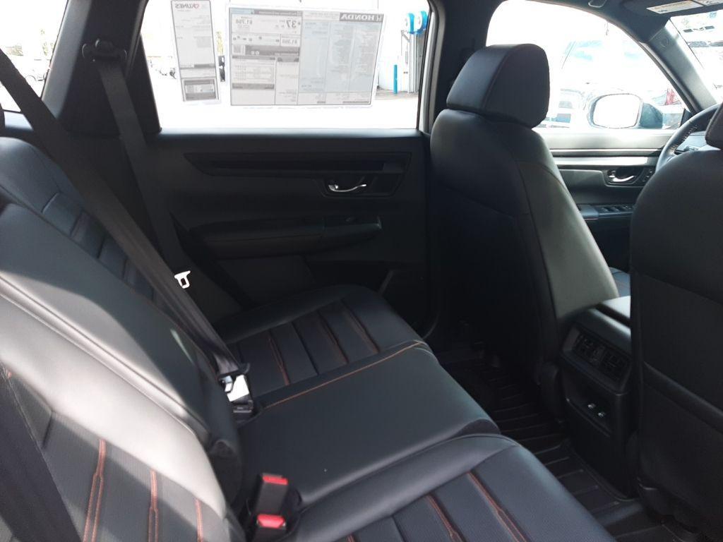 new 2026 Honda CR-V Hybrid car, priced at $40,977