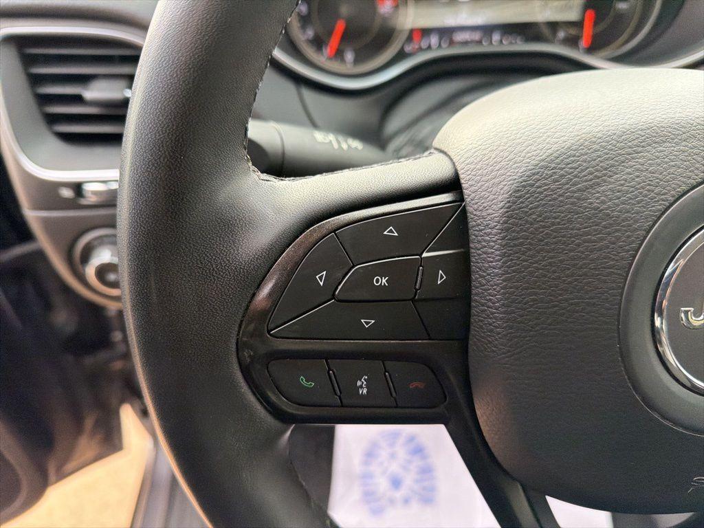 used 2022 Jeep Cherokee car, priced at $21,903