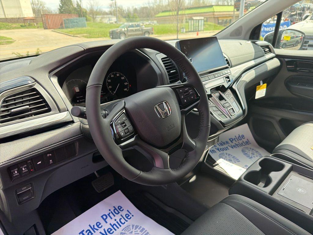 new 2026 Honda Odyssey car, priced at $54,057