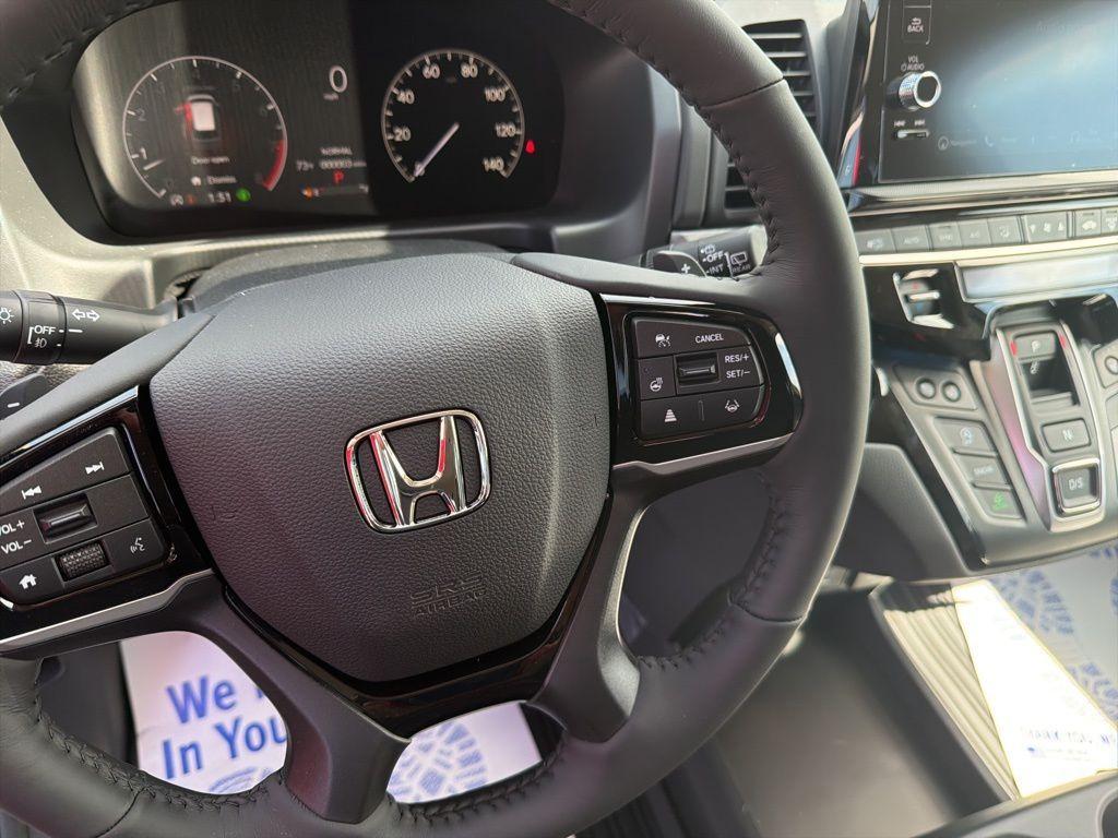 new 2026 Honda Odyssey car, priced at $54,057