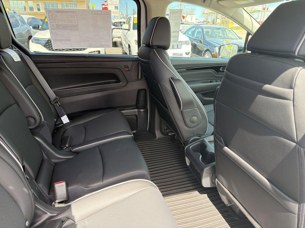 new 2026 Honda Odyssey car, priced at $54,057