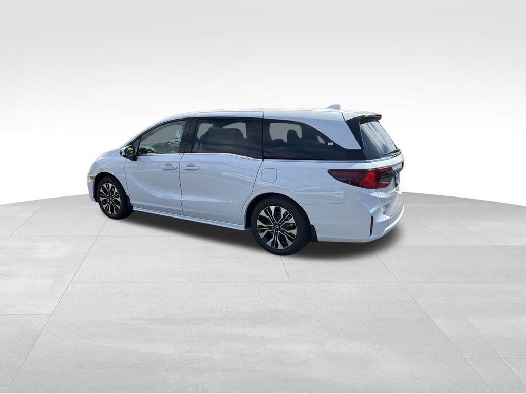 new 2026 Honda Odyssey car, priced at $54,057
