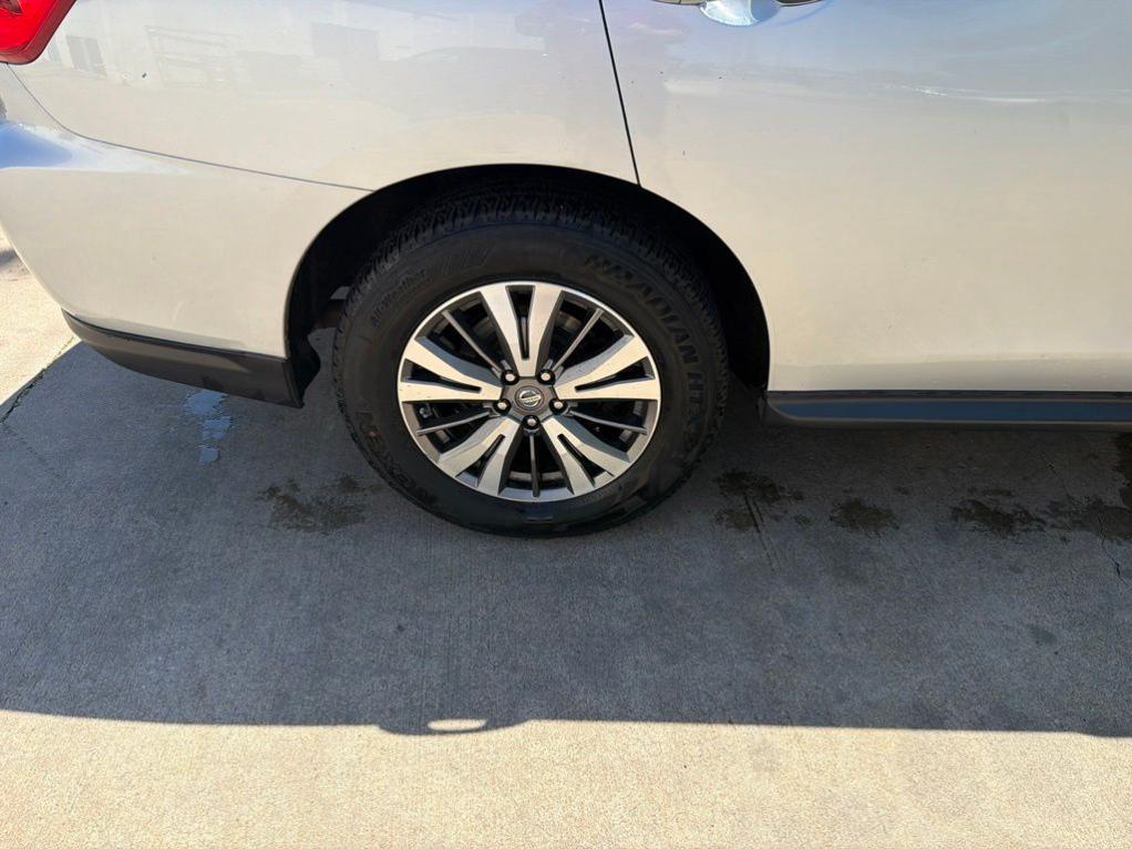 used 2017 Nissan Pathfinder car, priced at $8,767
