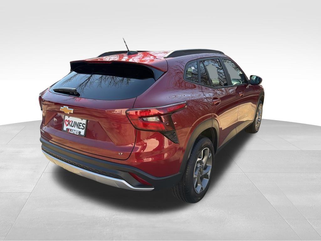 used 2025 Chevrolet Trax car, priced at $21,403