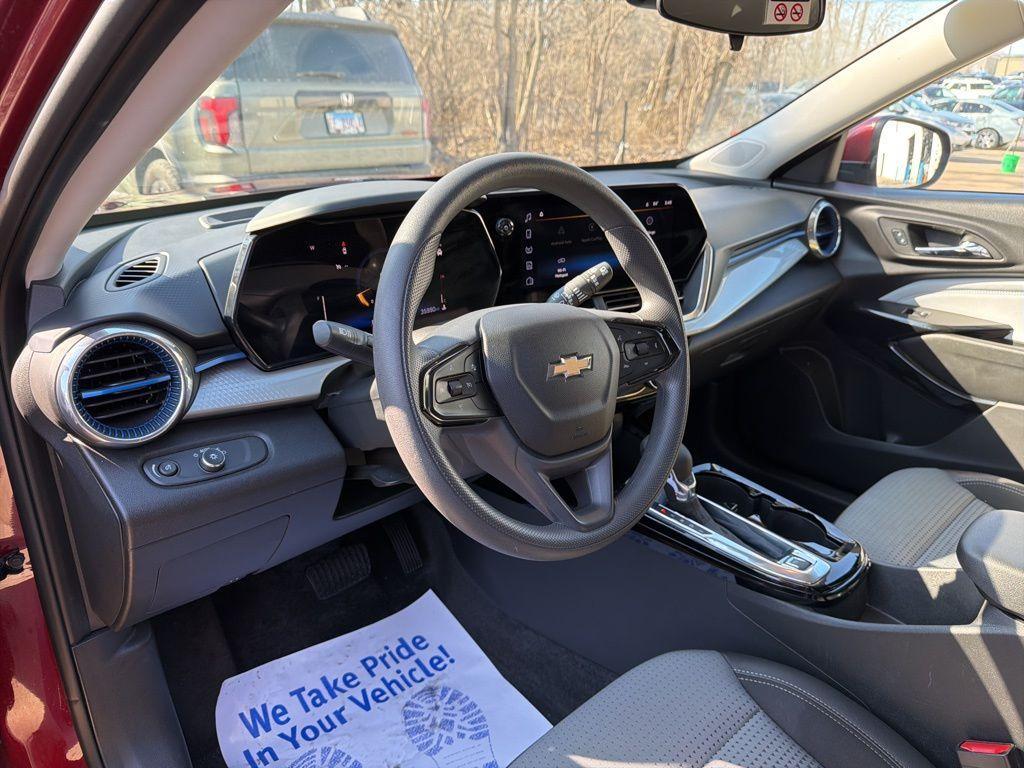 used 2025 Chevrolet Trax car, priced at $21,403
