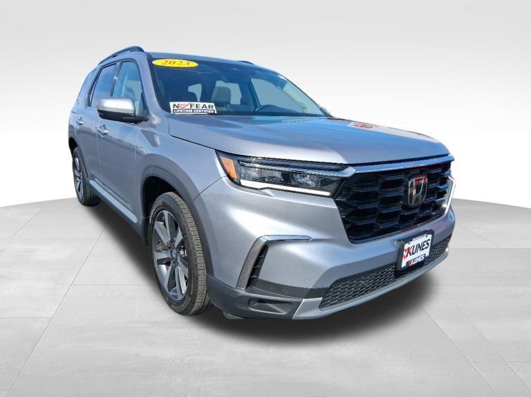 used 2023 Honda Pilot car
