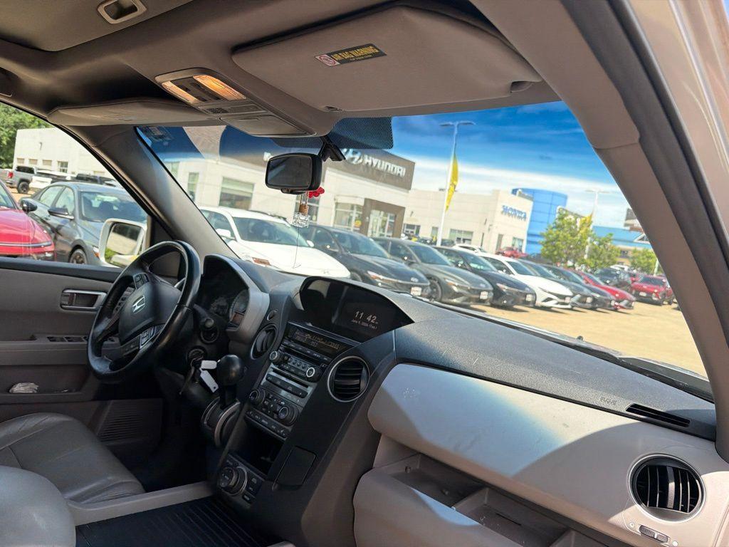 used 2012 Honda Pilot car, priced at $8,625
