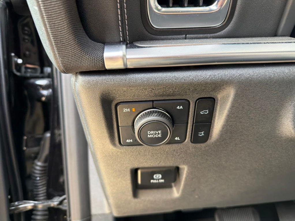 used 2025 Ford Expedition car, priced at $68,408
