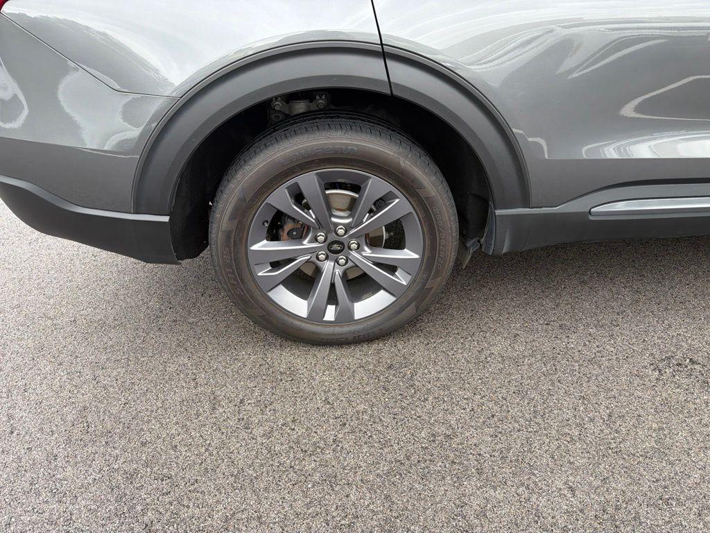 used 2023 Ford Explorer car, priced at $27,149