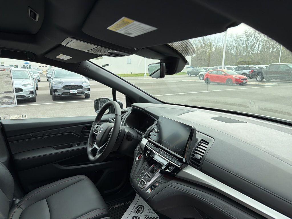new 2026 Honda Odyssey car, priced at $45,757