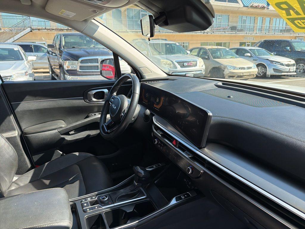 used 2024 Kia Sorento car, priced at $27,412