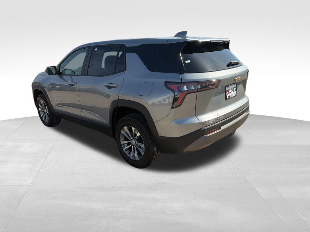 used 2025 Chevrolet Equinox car, priced at $28,203
