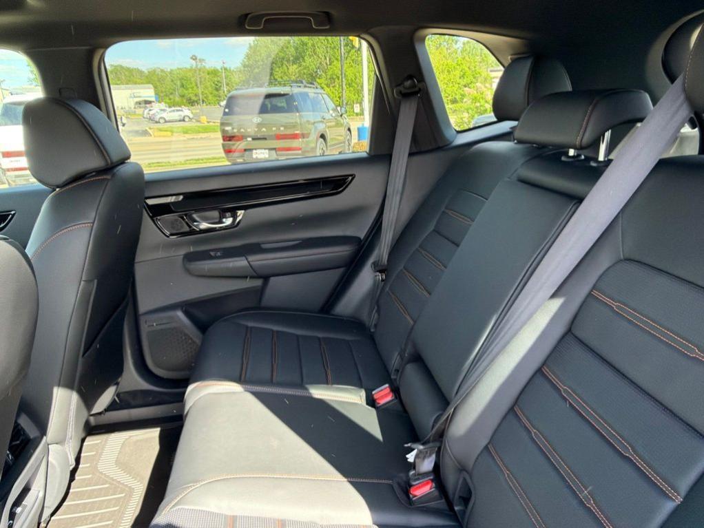 new 2026 Honda CR-V Hybrid car, priced at $44,867