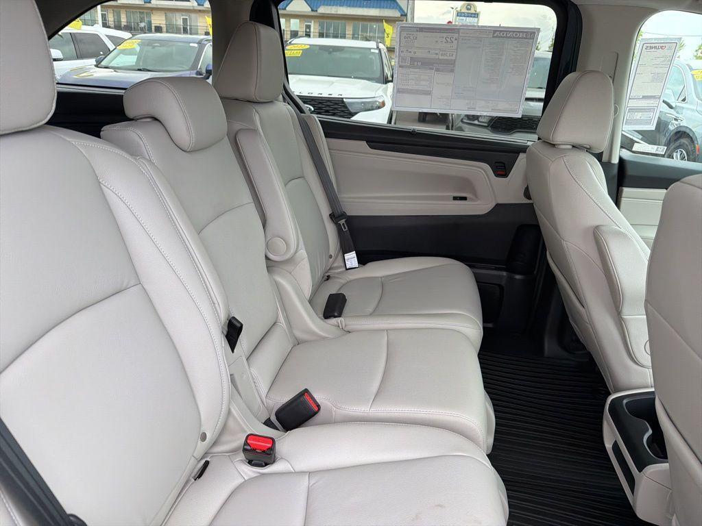 new 2026 Honda Odyssey car, priced at $44,202