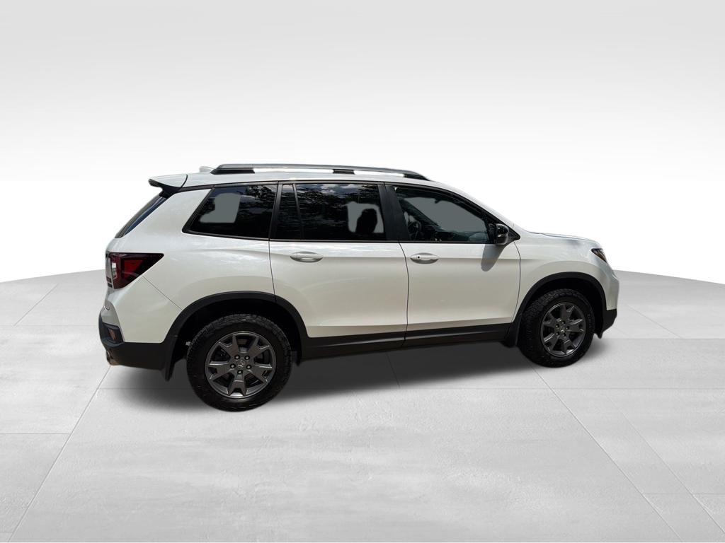 used 2025 Honda Passport car, priced at $39,903