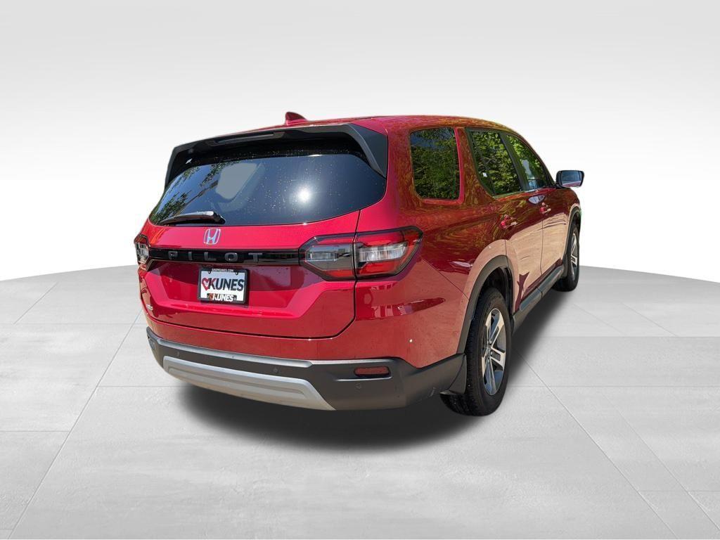 used 2025 Honda Pilot car, priced at $44,180