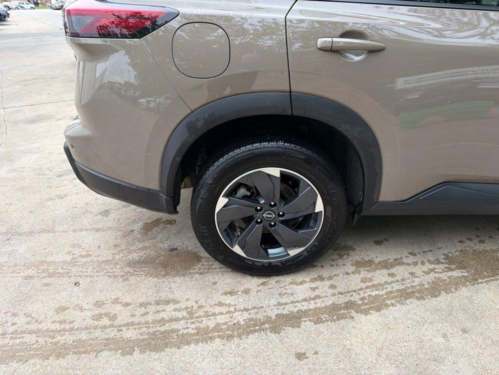 used 2025 Nissan Rogue car, priced at $23,882