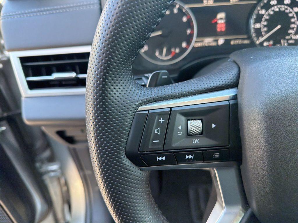 used 2025 Mitsubishi Outlander car, priced at $24,903