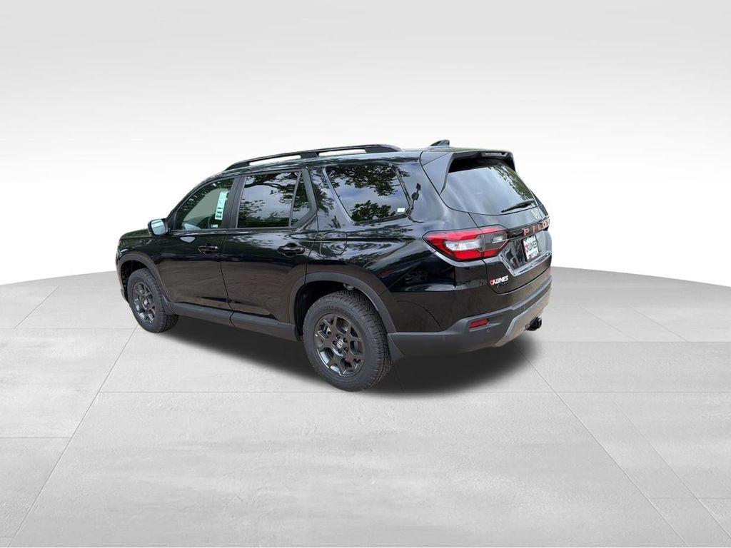 new 2026 Honda Pilot car, priced at $52,302