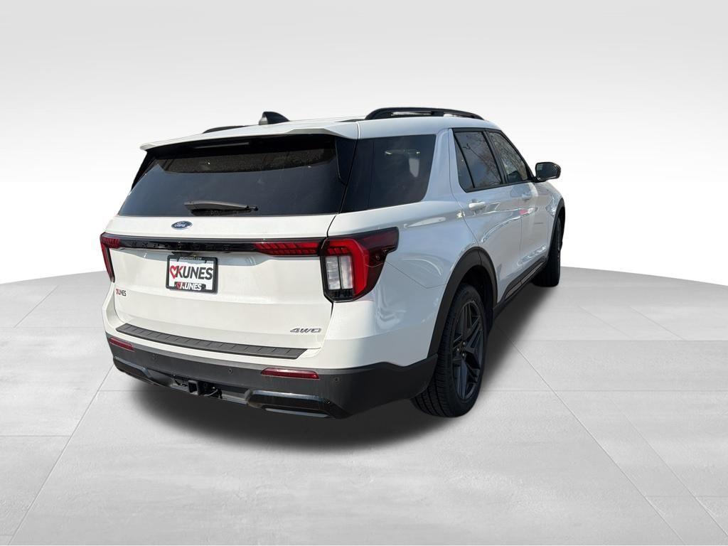 used 2025 Ford Explorer car, priced at $37,203