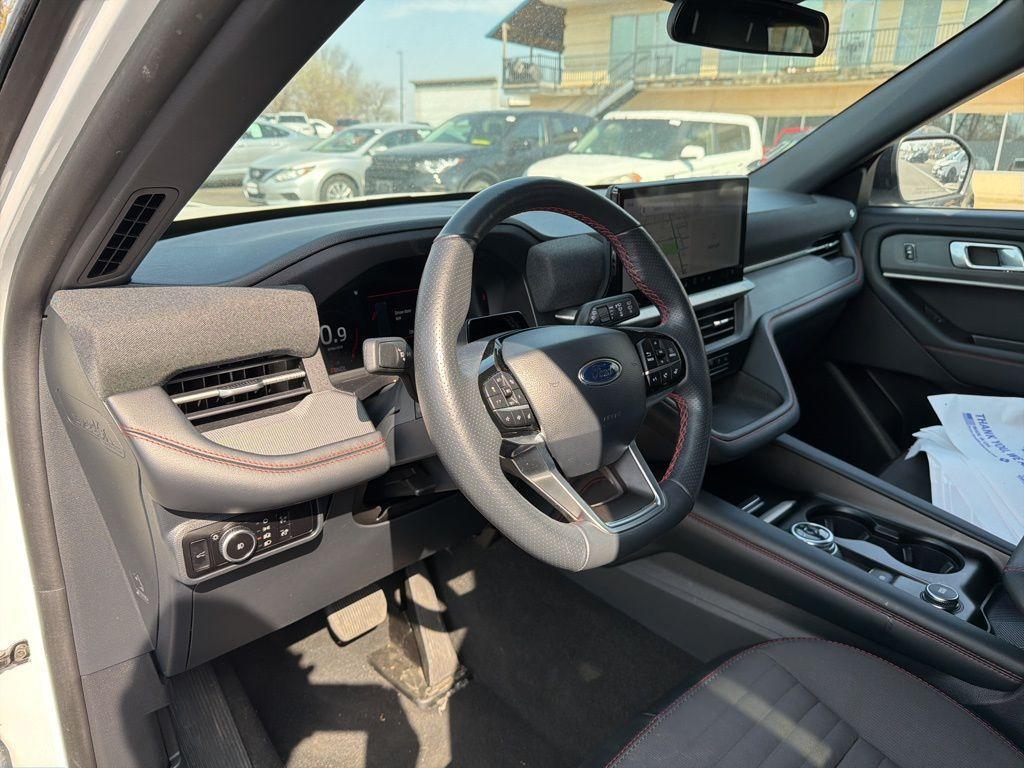 used 2025 Ford Explorer car, priced at $37,203