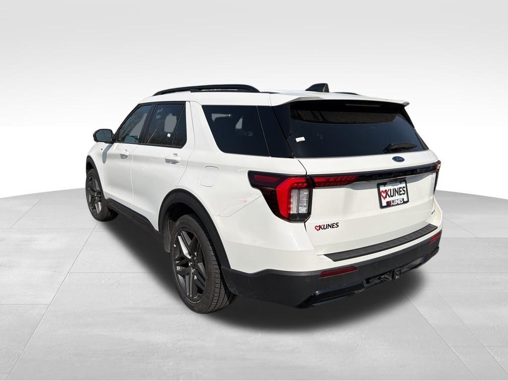 used 2025 Ford Explorer car, priced at $37,203