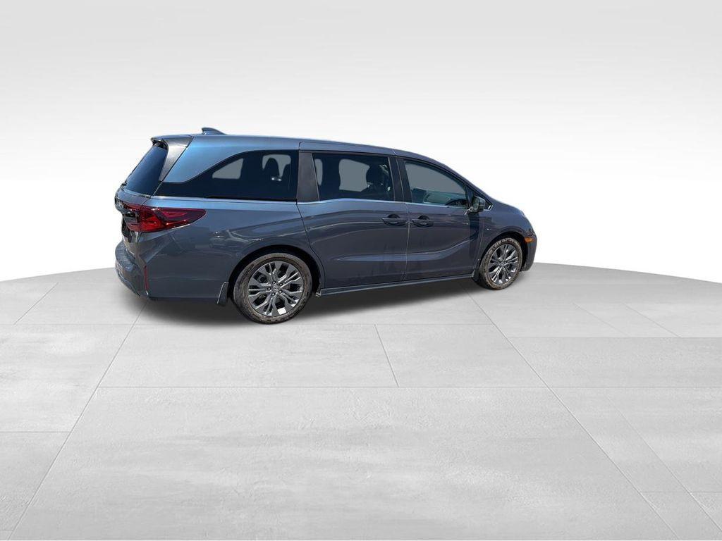 used 2025 Honda Odyssey car, priced at $40,975