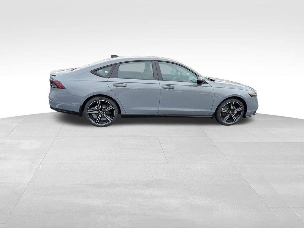 new 2026 Honda Accord Hybrid car, priced at $35,357
